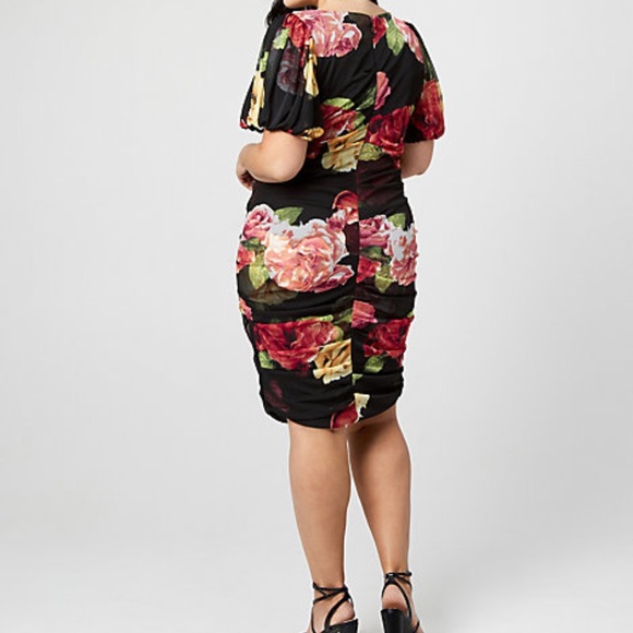 NWT Le Chateau ROXY Earle Floral Ruched Sheath Dress sz 22 (still in packaging!) - Picture 3 of 7